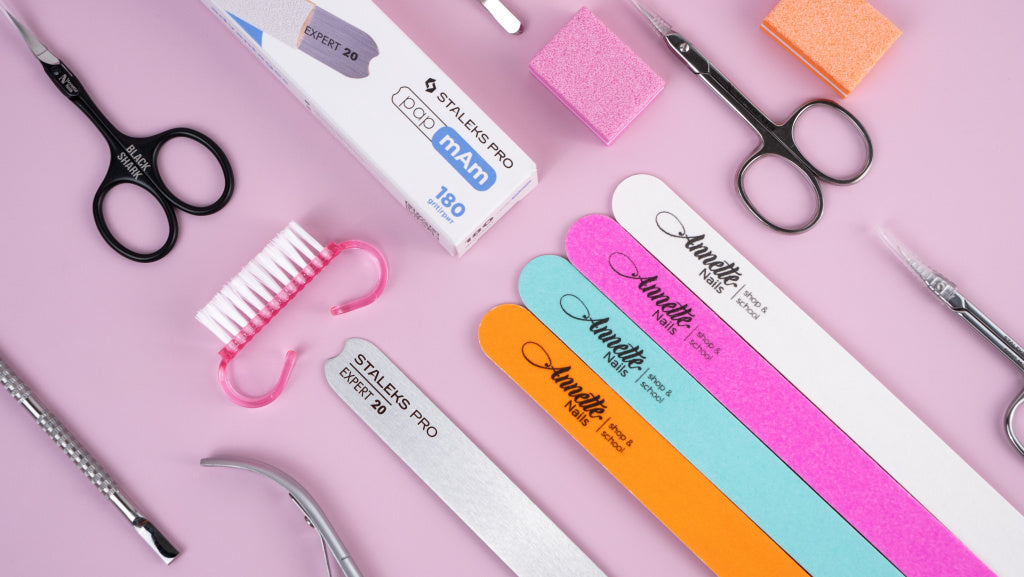 Instrumentar de bază pentru pedichiură: instrumente profesionale Annette Nails