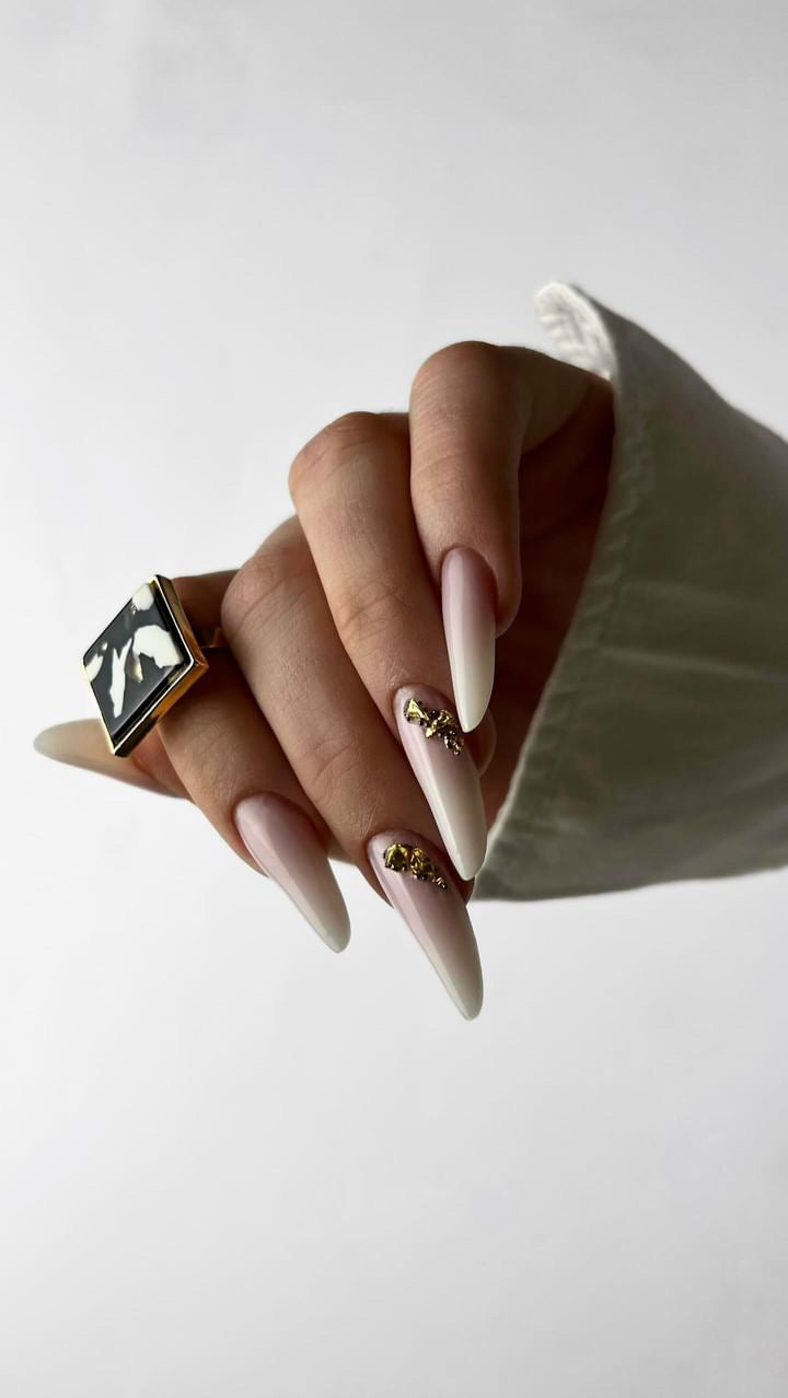 Unghii Baby Boomer - Modele și Explicații Pas cu Pas