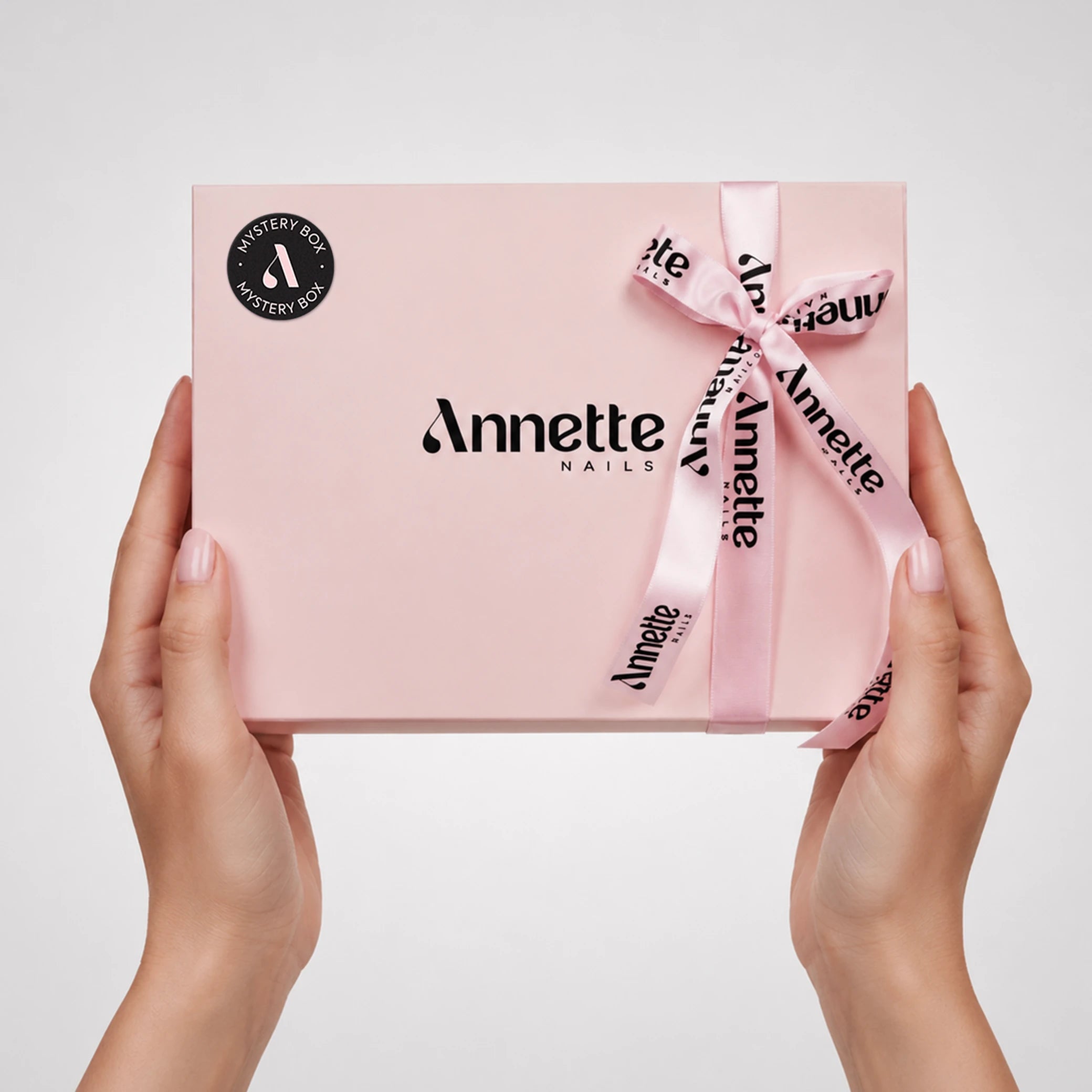 Mystery Box Manichiura - Pedichiura Annette Nails MB-01