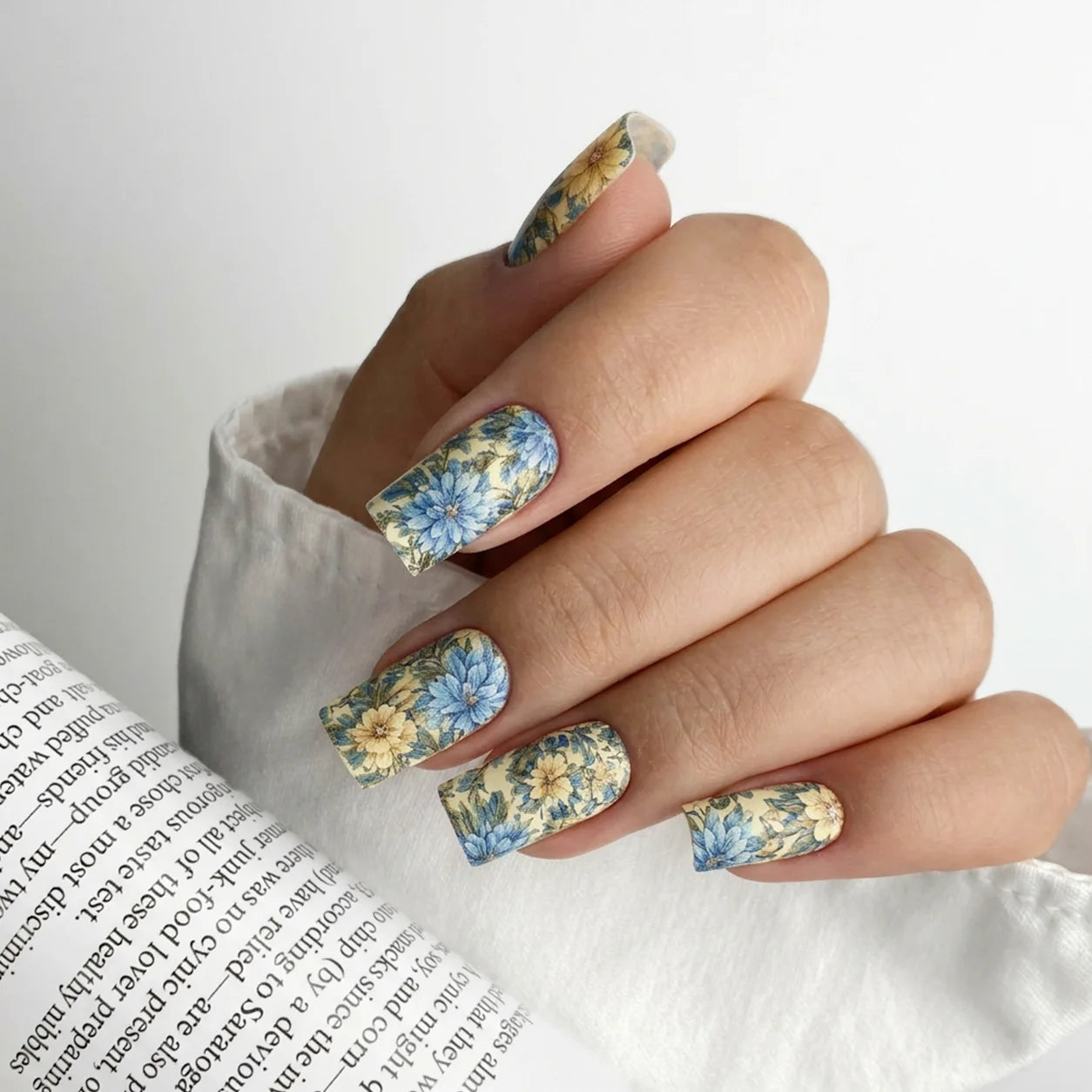 Nail Wraps Manichiura Flowers 121 Annette Nails MWR-121
